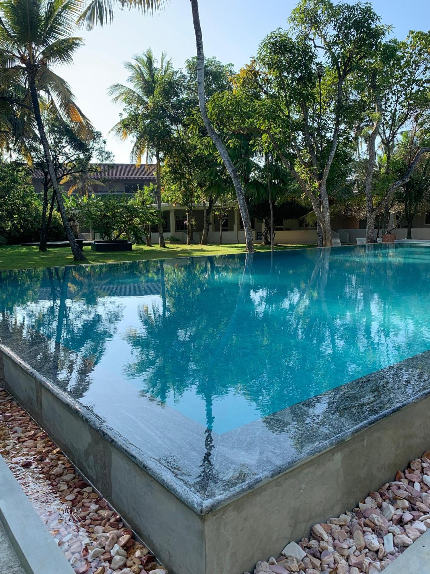 Paradise Bay 贝鲁沃勒 外观 照片